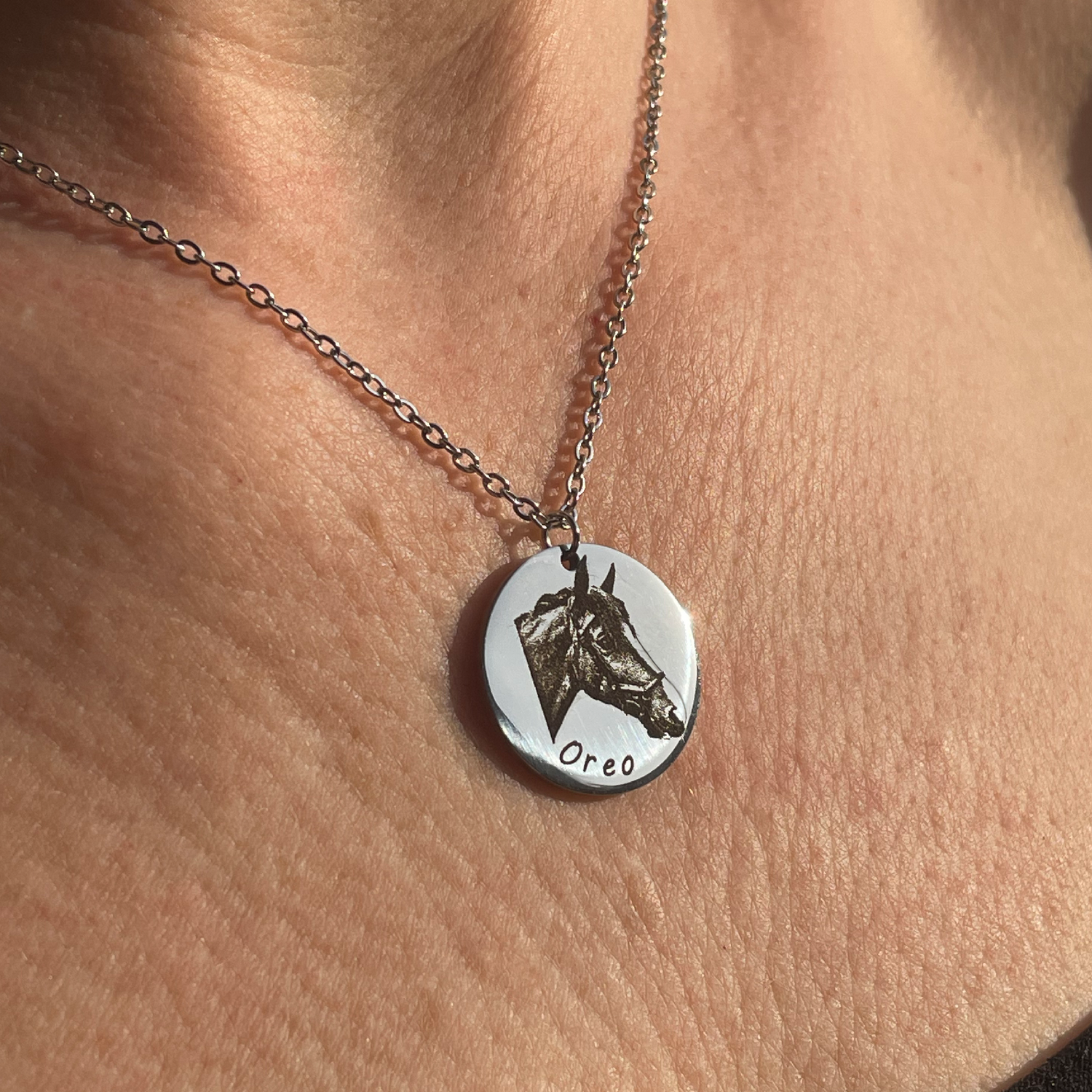 Steed Engraved Necklace - Galloperly