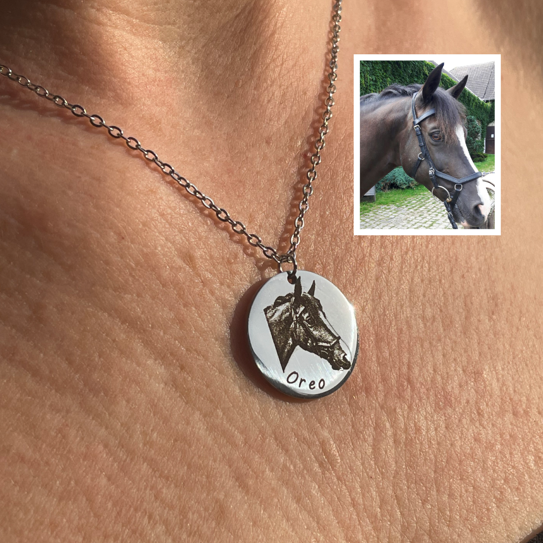 Steed Engraved Necklace - Galloperly